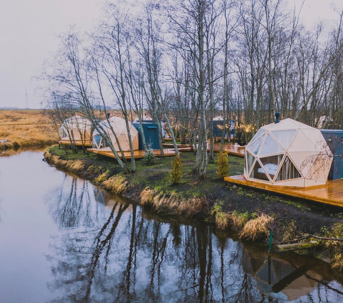 Glampi place